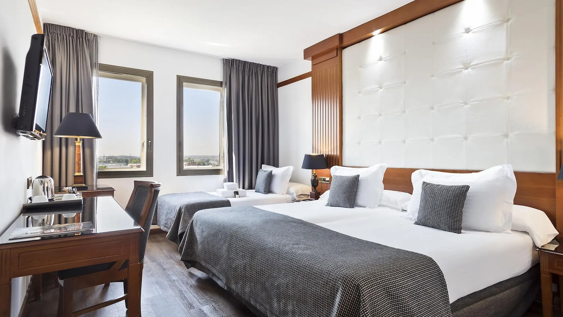 Best Western Premier Cmc Girona Hotel