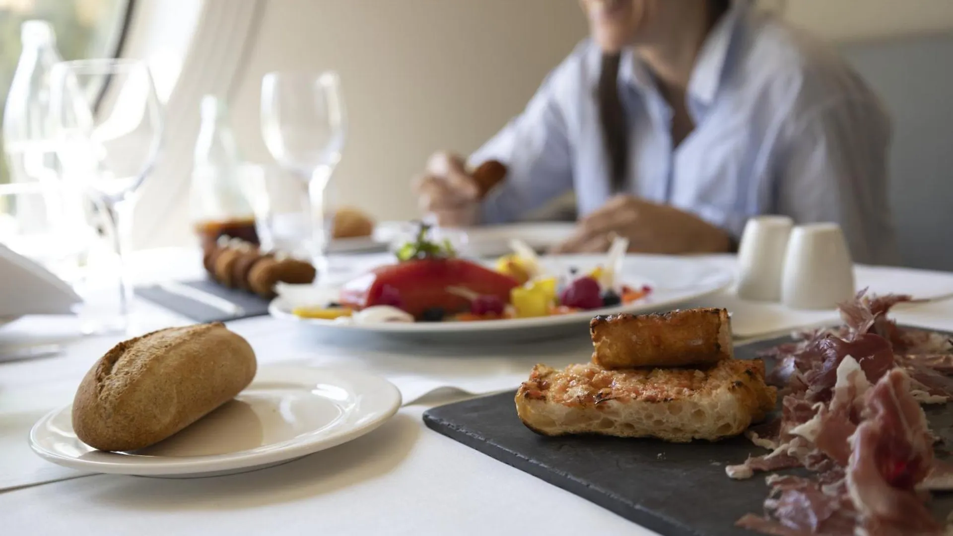 Best Western Premier Cmc Girona