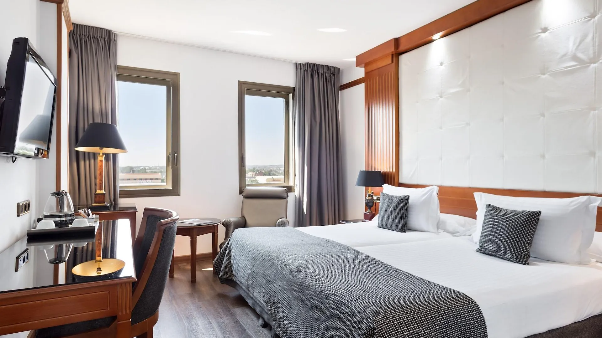 **** Hotel Best Western Premier Cmc Girona Spain